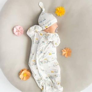 welcome wagon modal magnetic cozy sleeper gown + hat set